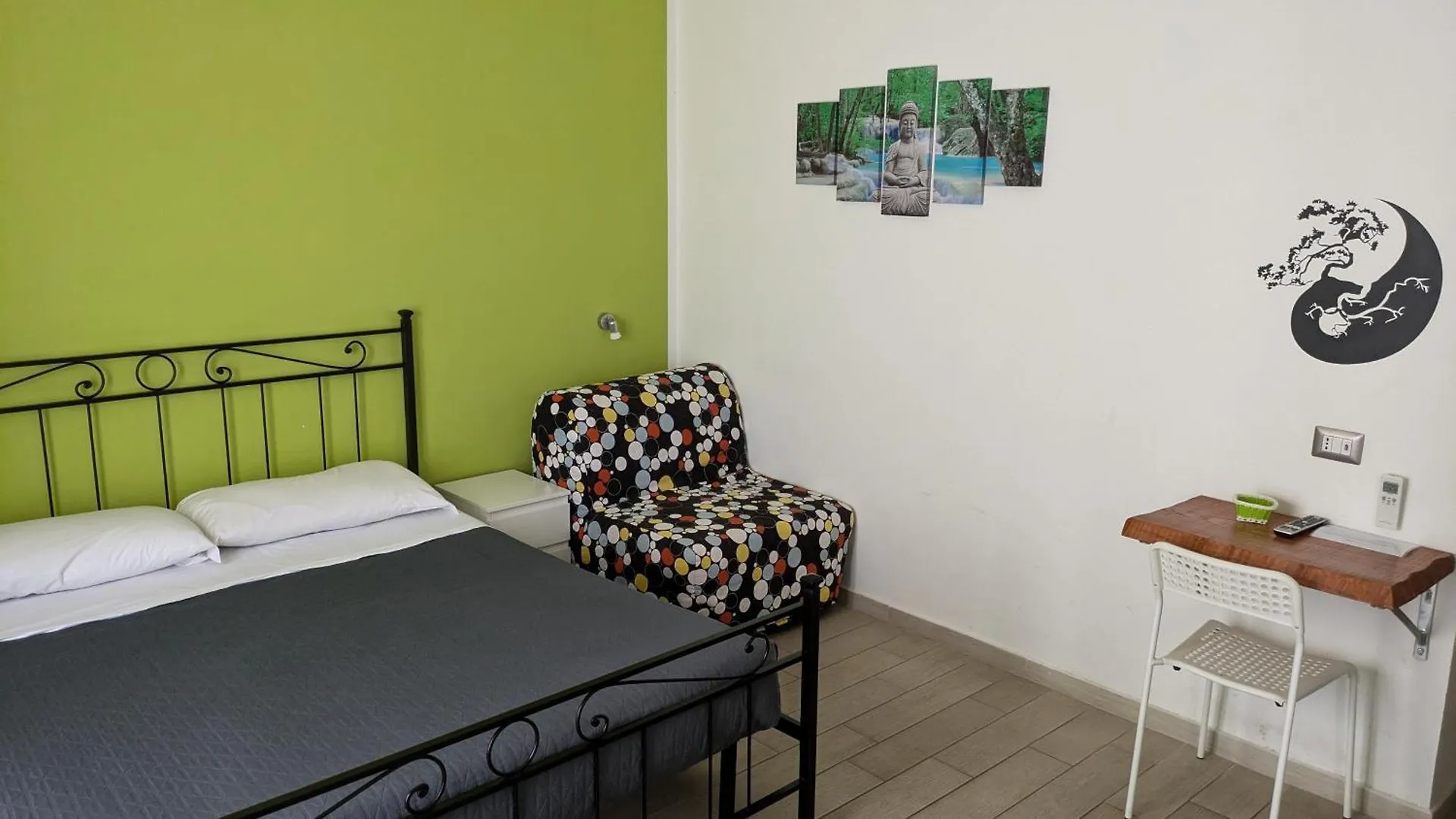 Bonsai Bed & Breakfast Bed and Breakfast Fiumicino