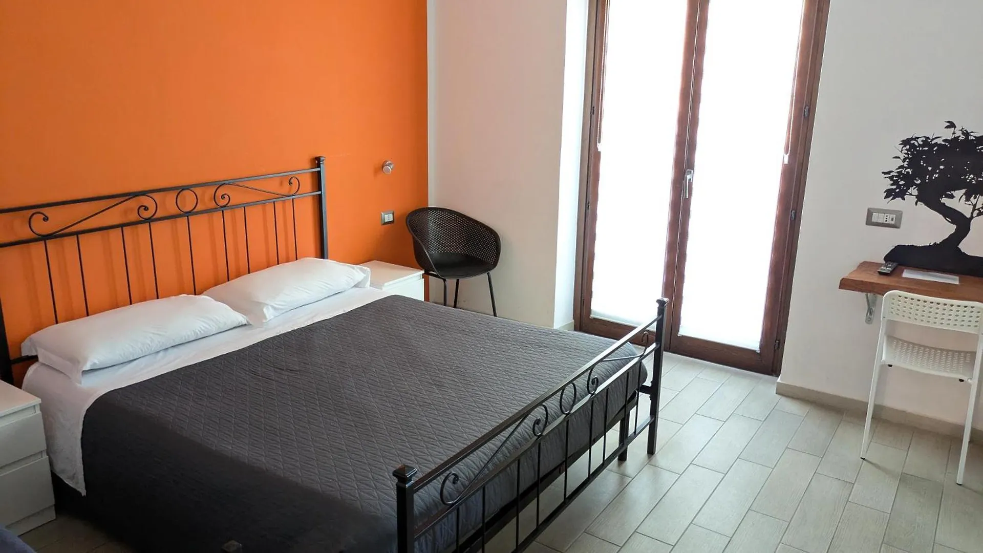 Bonsai Bed & Breakfast Bed and Breakfast Fiumicino 0*,  Italia