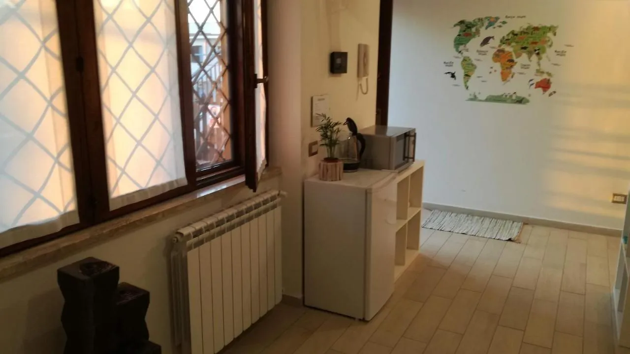 Bonsai Bed & Breakfast Bed and Breakfast Fiumicino